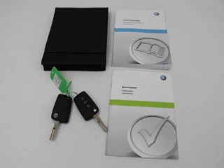 Volkswagen Golf Volkswagen Golf 1.4 TSI Business Edition Connected | Automaat |  Xenon | Camera | Navigatie | Dynaudio | Climate control | Cruise control | Parkeerhulp - afbeelding nr 9