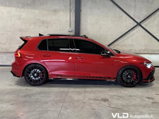 Volkswagen Golf Volkswagen Golf 8 GTI 2.0 TSI Clubsport 45 Akra IQ HUD PANO - afbeelding nr 6