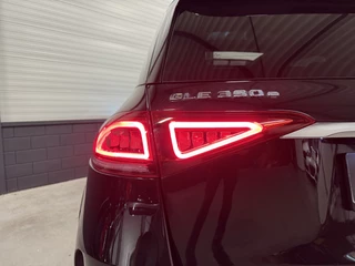 Mercedes-Benz GLE Mercedes-Benz GLE 350 e 4MATIC AMG PANO/22