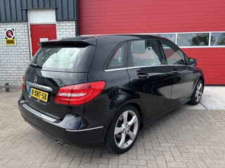 Mercedes-Benz B-Klasse Mercedes-Benz B-Klasse 180 Prestige Comfort AUTOMAAT / XENON / NAVI / AIRCO / PDC / CRUISE / BLUETOOTH / NL-AUTO - afbeelding nr 2