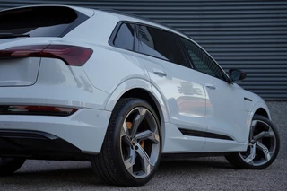 Audi e-tron Audi e-tron 50 Quattro 2X S-Line I HUD I Pano I B&O I Leder I Matrix-LED I - afbeelding nr 6