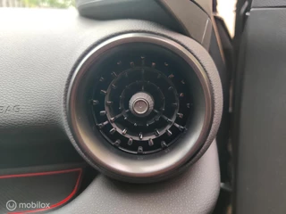 Toyota C-HR Toyota C-HR 2.0 Plug-in Hybrid 220 GR SPORT PLUS - afbeelding nr 30