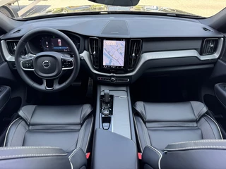 Volvo XC60 Volvo XC60 2.0 T8 Plug-in Hybrid AWD R-Design Pano H&K Leder - afbeelding nr 8