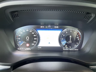 Volvo XC60 Volvo XC60 2.0 T6 Plug-in hybrid 340 pk AWD R-Design Trekhaak Panoramadak Camera Bliss Full Led Koplampen Harman Kardon Audio Stoel+ stuur + voorruitverwarming  1e Eigenaar Pine Grey Metallic - afbeelding nr 12