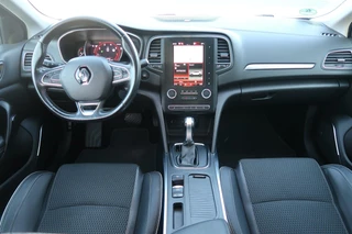 Renault Mégane Renault Megane 1.3 TCe Bose 160PK|NAVIGATIE|CAMERA|CARPLAY|DODEHOEK|KEYLESS|RIJSTROOK|STOELVERWARMING - afbeelding nr 10