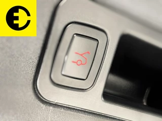 Tesla Model S Tesla Model S 100D | Stoelverwarming | Autopilot | Alcantara Dakbekleding - afbeelding nr 10