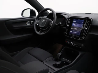 Volvo EX40 Volvo EX40 EXTENDED RANGE (SINGLE) 82 kWh PLUS GOOGLE MAPS 19INCH STOELVERW - afbeelding nr 32