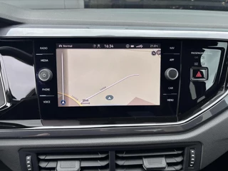 Volkswagen Polo Volkswagen Polo 1.0 TSI Highline Business (3x) R-Line AppleCarPlay/ AndroidAuto/ Adaptieve Cruise Control/ 'Sport Select' onderstel/ 17