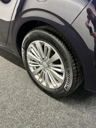 Peugeot 208 Peugeot 208 1.2 PureTech Active Pack|Airco|Navi|Cruise|NAP|AppleCarplay| - afbeelding nr 10