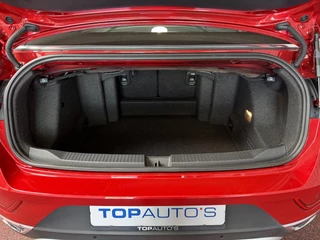 Volkswagen T-Roc Volkswagen T-Roc Cabrio TSI VIR.COCKPIT CARPLAY NAVI IQ.LED STOEL/STUUR.VERW DAB ADAP.CRUISE 05/2024 