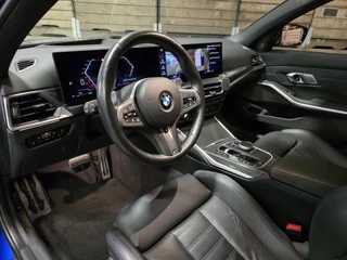 BMW 3 Serie BMW 3-serie Touring M340i xDrive Pano HUD Trekhaak 360 Leder H&K Laser NED. Auto! BOM VOL! - afbeelding nr 4