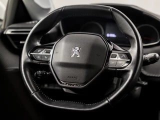 Peugeot 208 (APPLE CARPLAY, GROOT NAVI, LED KOPLAMPEN, SPORTSTOELEN, LANE ASSIST, CRUISE, NIEUWSTAAT) - afbeelding nr 16