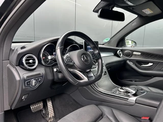 Mercedes-Benz GLC Mercedes-Benz GLC Coupe 250 4M AMG Carplay Leder Navi LED Camera Trekhaak NL-auto - afbeelding nr 15