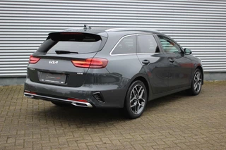 Kia Ceed Sportswagon Kia Ceed Sportswagon 1.6 GDI PHEV Platinum // Garantie t/m 01-2029! - Leder - Navi. - Virtual Cockpit - Elektr. Achterklep - Stoelverwarming - Elek. verstelbare stoel - afbeelding nr 3