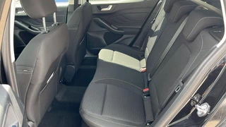 Ford Focus Ford Focus Wagon 1.0 EcoBoost Hybrid Titanium 125 pk | Winterpack | Full LED | SYNC 4 Navigatie | Draadloos Apple Carplay/Android auto | 16 inch Licht metaal - afbeelding nr 13