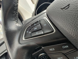 Ford Focus Ford Focus Wagon 1.0 TITANIUM Voorruitverwarming | Keyless | Cruise - afbeelding nr 27