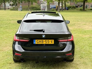 BMW 3 Serie BMW 3-serie Touring 320d High Executive Edition Mild-Hybrid - afbeelding nr 4
