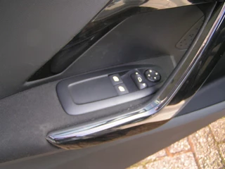 Peugeot 208 - afbeelding nr 7