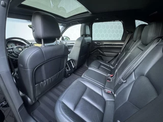 Porsche Cayenne Porsche Cayenne 3.0 S E-Hybrid Pano Leer Led - afbeelding nr 6