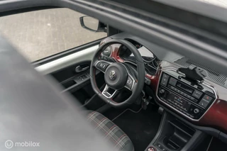Volkswagen up! Volkswagen UP! 1.0 TSI GTI PANO BEATS CAMERA SFEER CLIMA VOL - afbeelding nr 10
