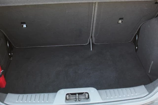 Ford Fiesta Ford Fiesta 1.0 Style Ultimate , 82pk Airco , Cruise control , Parkeersensoren V+A , Navigatie Bleutooth , LM velgen , LED dagrijverlichting - afbeelding nr 25