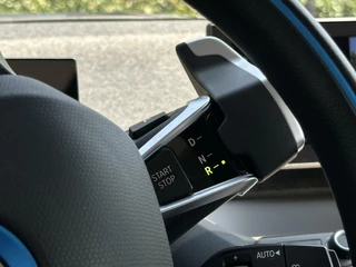 BMW i3 BMW i3 120Ah 42 kWh, PANO, NAVI, CRUISE, LED, ECC-AIRCO, CAMERA, STOELVERWARMING, LICHTMETAAL 18
