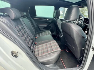 Volkswagen Golf Volkswagen Golf 2.0 TSI GTI Performance Aut. (Pano/ACC/ECC) - afbeelding nr 7