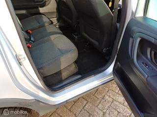 Škoda Roomster Skoda Roomster 1.2 TSI Drive Ruime auto voor veel rijplezier - afbeelding nr 18