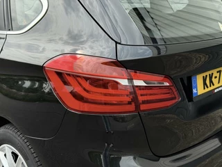 BMW 2 Serie BMW 2-serie Active Tourer 216d Corporate Lease Essential LED Navigatie Dealer Onderhouden - afbeelding nr 30
