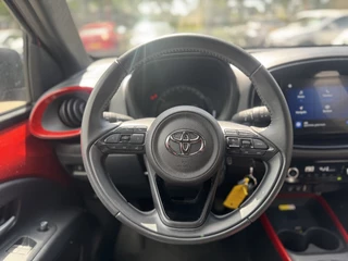 Toyota Aygo Navigatie, Voorstoelen verwarmd, camera , All-in Rijklaarprijs - afbeelding nr 16