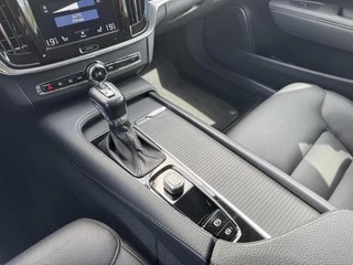 Volvo V90 Volvo V90 2.0 T4 Sport Black Edition Trekhaak NAP Leder Led - afbeelding nr 39