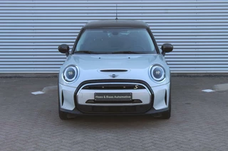 MINI Electric Mini Mini Electric MINI Electric 33 SE kWh/Navi/Carplay/Zwart dak - afbeelding nr 2