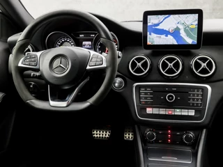 Mercedes-Benz A-Klasse 157Pk Automaat (GROOT NAVI, STOELVERWARMING, LEDER/ALCANTARA, GETINT GLAS, SPORTSTOELEN, KEYLESS START, PARKEERSENSOREN, CRUISE, NIEUWE APK, NIEUWSTAAT) - afbeelding nr 7