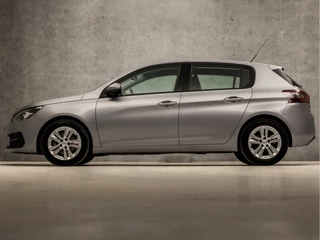 Peugeot 308 Peugeot 308 1.2 PureTech Sport (APPLE CARPLAY, GROOT NAVI, LM VELGEN, PARKEERSENSOREN, SPORTSTOELEN, CRUISE, LANE ASSIST, NIEUWSTAAT) - afbeelding nr 2
