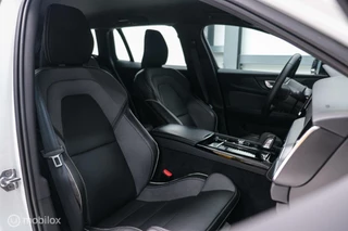 Volvo V60 Volvo V60 2.0 T8 Recharge AWD R-Design | NL auto | DAB+ | CarPlay | Adaptive | Blis | Rijklaar | - afbeelding nr 38