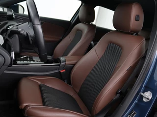 Mercedes-Benz A-Klasse Mercedes-Benz A-klasse 250e Urban | Stoelverwarming | Camera |  Sfeerverlichting | Full LED | Half leder | Park Assist | Climate control | DAB | Bluetooth | Cruise control - afbeelding nr 5