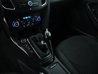 Ford Focus Ford Focus 1.0 Titanium Edition Navi | Camera | Trekhaak - afbeelding nr 17