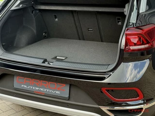 Volkswagen T-Roc Volkswagen T-Roc 1.5 TSI Style Camera ACC Trekh. CarPlay IQ Navi - afbeelding nr 22