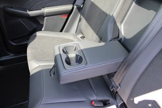Ford Kuga Ford Kuga 2.5 PHEV Active X Nieuw Voorraad | Trekhaak | Winterpakket | Technology pack | BLIS | Navigatie | Head-up - afbeelding nr 41