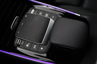 Mercedes-Benz GLA Mercedes-Benz GLA-klasse 250e Business Solution Luxury Limited | Panoramadak | Adaptive cruise | Trekhaak | Leder | Stoelverwarming | Matrix LED | Memory | Camera | Navigatie | Park Assist | Sfeerverlichting - afbeelding nr 25