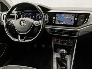 Volkswagen Polo Volkswagen Polo 1.0 TSI R-Line Sport (SCHUIFDAK, VIRTUAL COCKPIT, APPLE CARPLAY, GROOT NAVI, CLIMATE, SPORTSTOELEN, LED KOPLAMPEN, PARKEERSENSOREN, GETINT GLAS, NIEUWE APK, NIEUWSTAAT) - afbeelding nr 7
