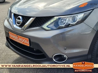 Nissan QASHQAI Nissan Qashqai 1.5 dCi Connect Edition, 360gr. cam., 18