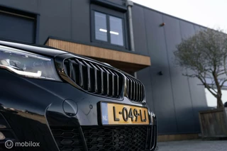 BMW 3 Serie BMW 318i M Perf | Harman Kardon | Pano | Dealer Onderhouden - afbeelding nr 4