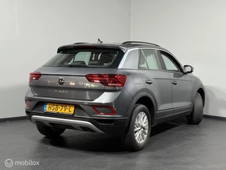 Volkswagen T-Roc Volkswagen T-Roc 1.5 TSI Style | CARPLAY | CRUISE | PDC - afbeelding nr 9