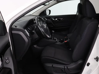 Nissan QASHQAI Nissan Qashqai 1.2 N-Connecta | Panoramadak | Trekhaak |  360 Camera | Navigatie | Bluetooth | Climate control | Cruise control - afbeelding nr 4