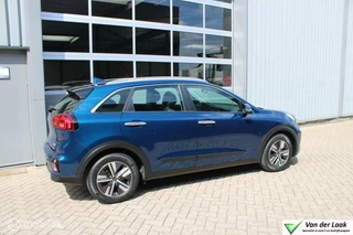 Kia Niro Kia Niro 1.6 GDi Hybrid DynamicLine 1e Eigenaar | NL Auto | Navigatie | Camera. - afbeelding nr 2
