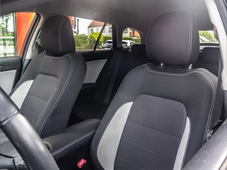 Toyota Avensis Toyota Avensis Touring Sports 1.8 VVT-i SkyV. Ed. - afbeelding nr 6