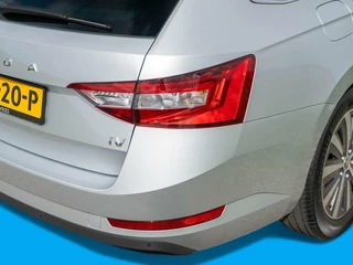 Škoda Superb Skoda Superb Combi 1.4 TSI iV 218pk Ambition | Navigatie | Privacy glass | Trekhaak - afbeelding nr 30