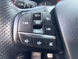 Ford Focus Ford Focus 1.0 ST-LINE 125 PK NAVI AIRCO/ECC PDC - afbeelding nr 21