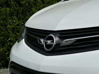 Opel Ampera-e Opel Ampera-e Business executive 60 kWh, NL AUTO, NAP, BOSE, LEDER, NAVI, CRUISE, KEYLESS, CAMERA, DODEHOEK, ECC-AIRCO, STOEL/STUURVERWARMING, LICHTMETAAL 17